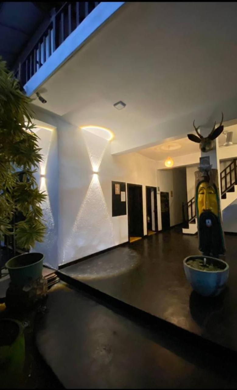Pearl Villa Rooms And Hostel Унаватуна Екстер'єр фото