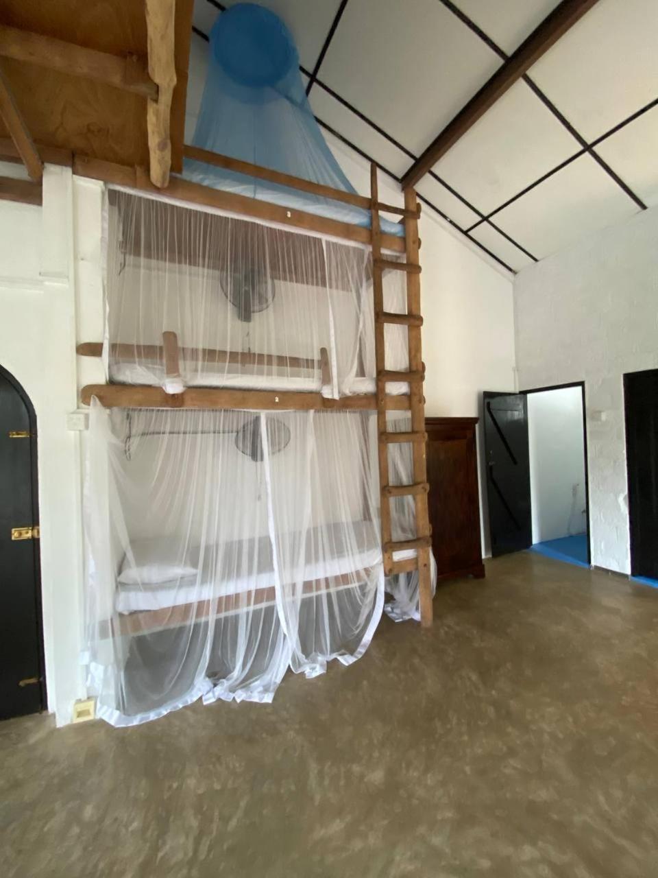 Pearl Villa Rooms And Hostel Унаватуна Екстер'єр фото