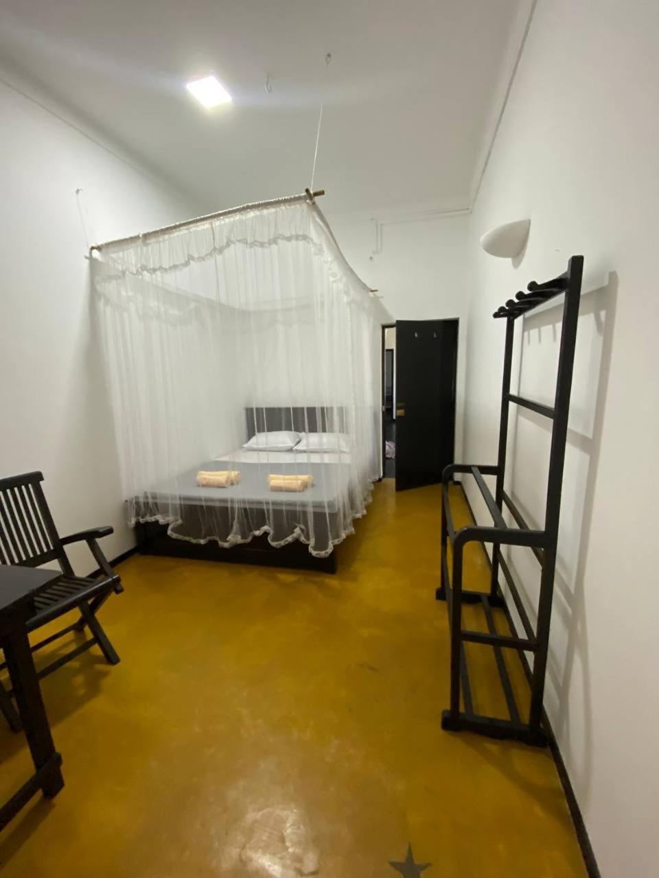 Pearl Villa Rooms And Hostel Унаватуна Екстер'єр фото