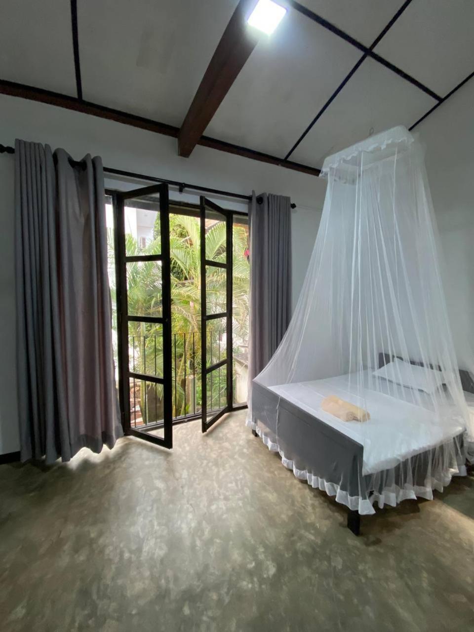 Pearl Villa Rooms And Hostel Унаватуна Екстер'єр фото