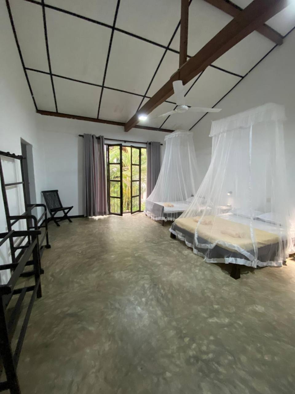 Pearl Villa Rooms And Hostel Унаватуна Екстер'єр фото