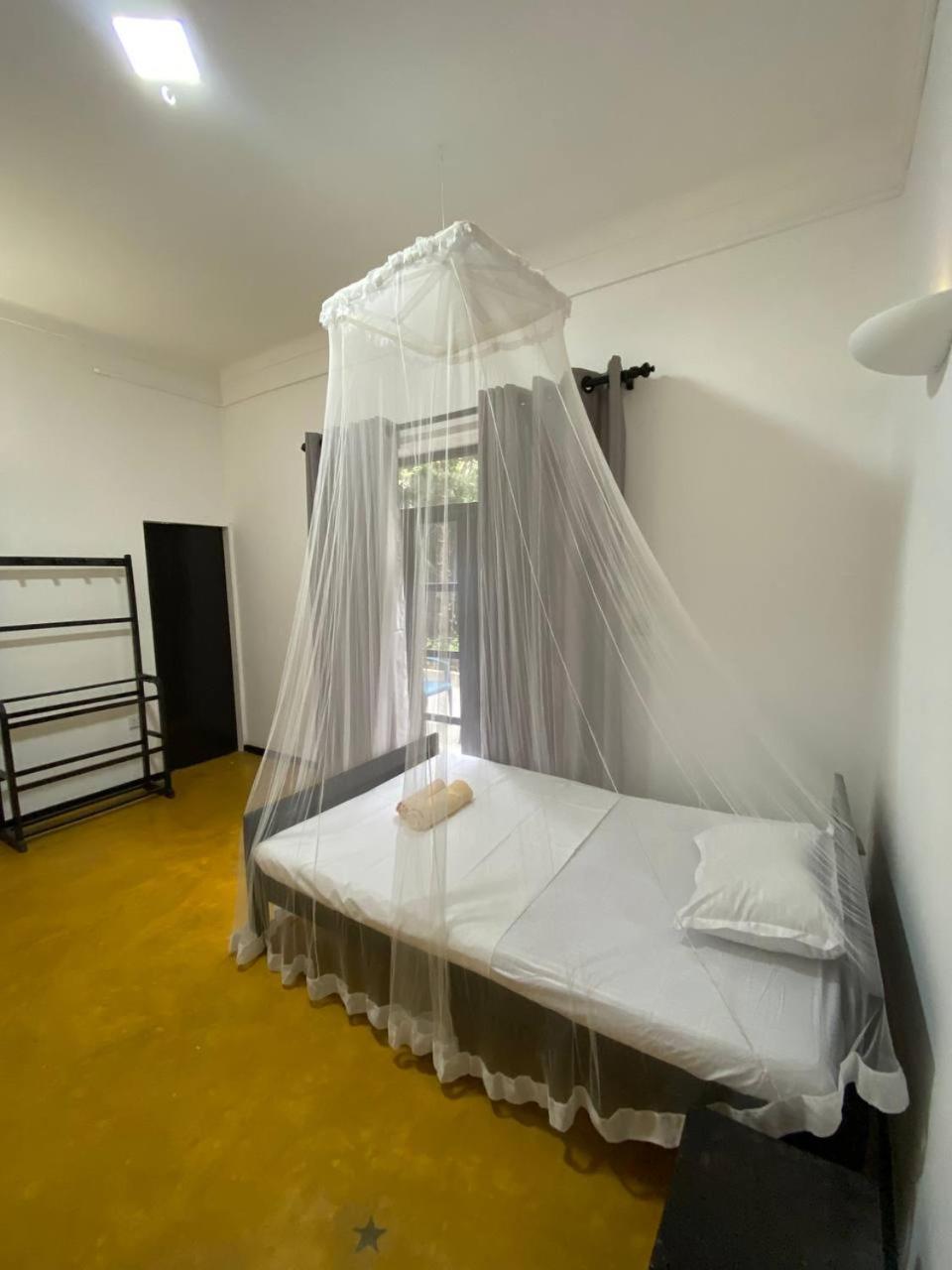 Pearl Villa Rooms And Hostel Унаватуна Екстер'єр фото